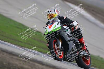 media/Nov-29-2025-TrackDaz (Sat) [[10ae2d9bce]]/B Group/Session 3 (Outside Grapevine)/